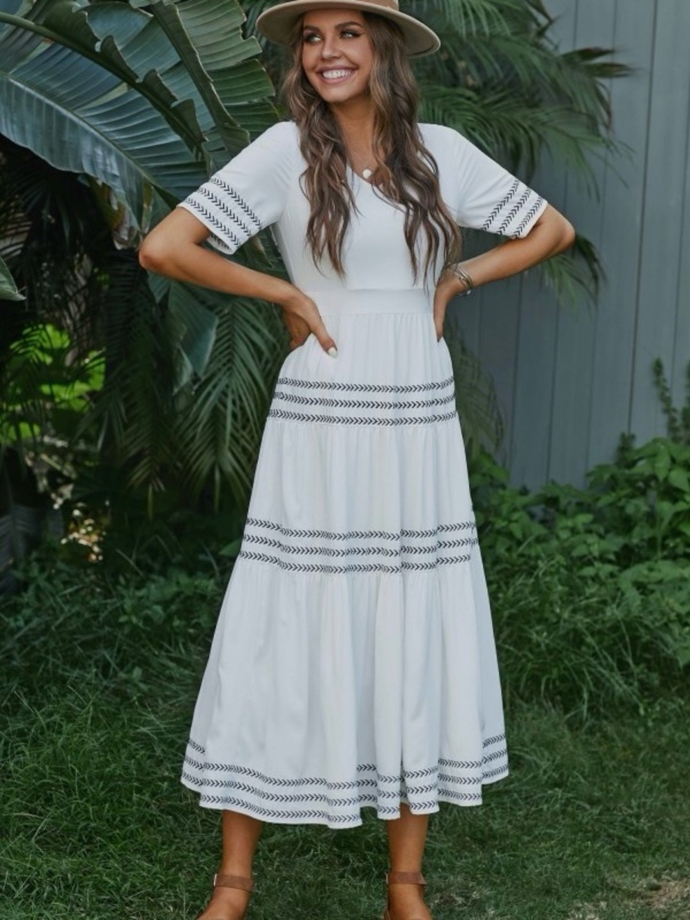 🌹NWT🌹 Petallush Fully Lined Tiered Embroidery Detailed Maxi Dress  Size Small